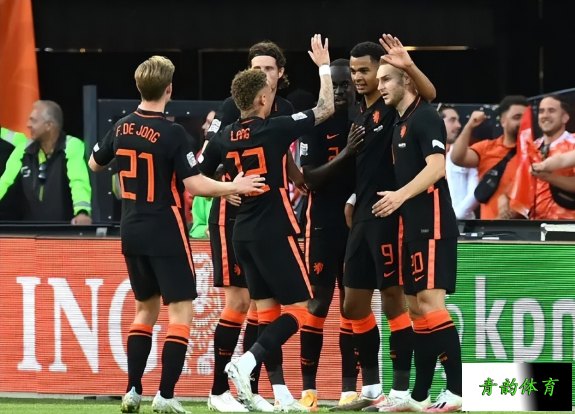欧洲杯3遭荷兰绝杀，欧洲杯荷兰比赛结果